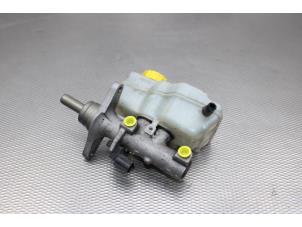 Usados Cilindro freno principal Seat Ibiza ST (6J8) 1.2 TDI Ecomotive Precio de solicitud ofrecido por Gebr Opdam B.V.