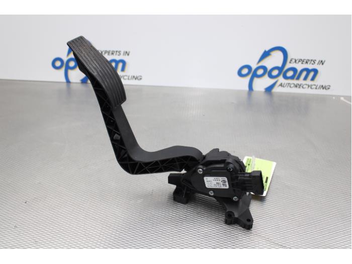 Begagnade Gaspedalsensor Fiat 500X (334) 1.0 FireFly Turbo 120 12V Pris på förfrågan erbjuds av Gebr Opdam B.V.