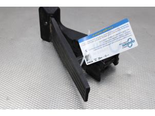 Gaspedalposition Sensor van een BMW 3 serie Touring (F31) 320i 2.0 16V 2013
