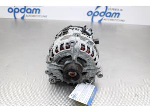 Used Dynamo BMW 5 serie (G30) 523d 2.0 TwinPower Turbo 16V Price on request offered by Gebr Opdam B.V.