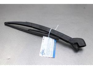 Used Rear wiper arm Fiat 500 Price on request offered by Gebr Opdam B.V.
