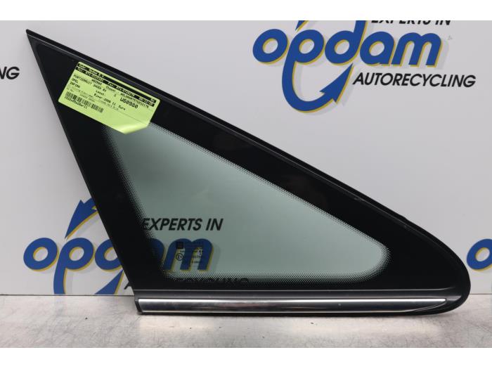 Usados Ventanilla triangular derecha delante Opel Zafira (M75) 1.8 16V Ecotec Precio € 21,00 Norma de margen ofrecido por Gebr Opdam B.V.