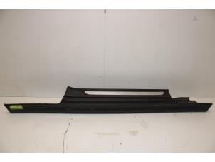 Used Side skirt, right Mini Mini (F56) 1.2 12V One, One First Price on request offered by Gebr Opdam B.V.