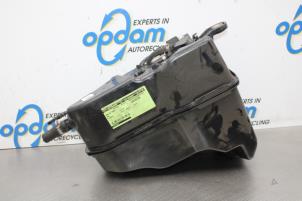 Gebrauchte Adblue Tank BMW 5 serie (G30) 523d 2.0 TwinPower Turbo 16V Preis € 150,00 Margenregelung angeboten von Gebr Opdam B.V.