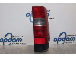 Gebrauchte Rücklicht rechts Volvo V70 (GW/LW/LZ) 2.5 10V Preis € 20,00 Margenregelung angeboten von Gebr Opdam B.V.