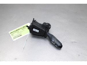 Used Indicator switch Smart Fortwo Coupé (451.3) 1.0 45 KW Price € 35,00 Margin scheme offered by Gebr Opdam B.V.