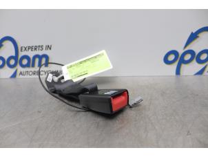 Used Rear seatbelt buckle, centre Opel Corsa E 1.0 SIDI Turbo 12V Price on request offered by Gebr Opdam B.V.