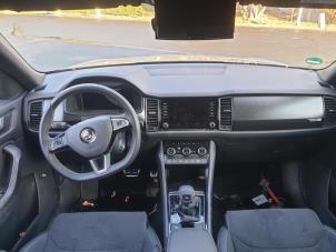 Begagnade Airbagset + modul Skoda Kodiaq 1.5 TSI 150 ACT 16V Pris € 1.500,00 Marginaltabell erbjuds av Gebr Opdam B.V.