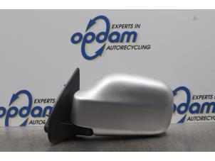 Used Wing mirror, left Opel Frontera (6B) 2.2i 16V Price € 35,00 Margin scheme offered by Gebr Opdam B.V.