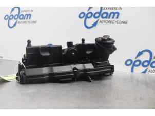 Usados Tapa de válvulas Volkswagen Polo Precio € 30,00 Norma de margen ofrecido por Gebr Opdam B.V.