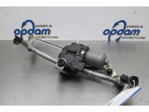 Used Wiper motor + mechanism Volkswagen Touran (1T3) 1.4 16V TSI 140 Price € 75,00 Margin scheme offered by Gebr Opdam B.V.