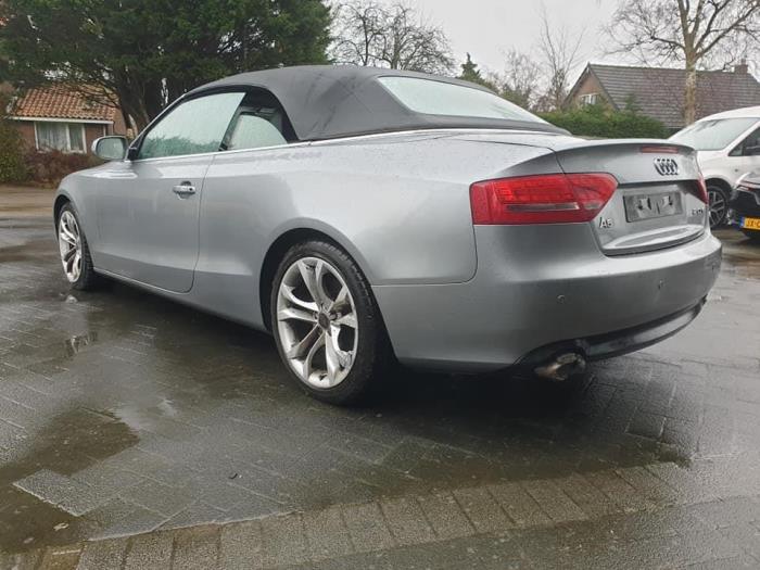 Begagnade Underram Audi A5 Cabrio (8F7) 2.0 TFSI 16V Pris € 85,00 Marginaltabell erbjuds av Gebr Opdam B.V.
