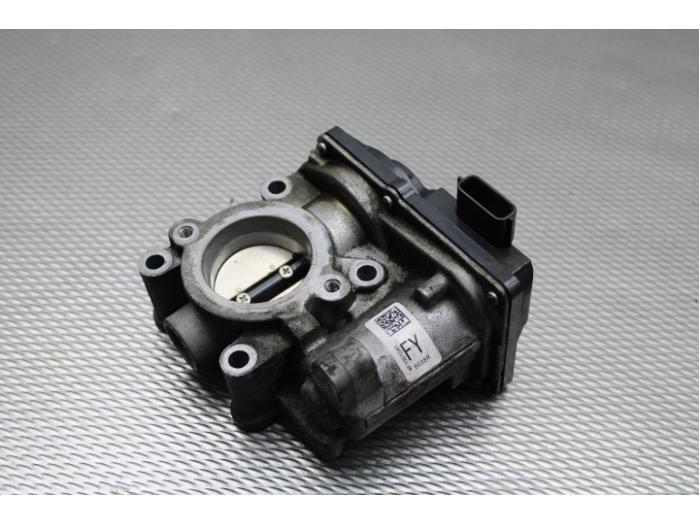 Gebrauchte Drosselklappengehäuse Renault Captur I (2R) 0.9 Energy TCE 12V Preis € 26,00 Margenregelung angeboten von Gebr Opdam B.V.
