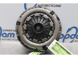 Used Clutch kit (complete) Nissan Juke Price on request offered by Gebr Opdam B.V.