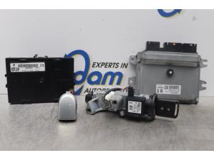 Used Set of cylinder locks (complete) Nissan Note (E11) 1.6 16V Price on request offered by Gebr Opdam B.V.