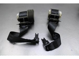 Used Set of seatbelts, rear seats Peugeot 308 (L3/L8/LB/LH/LP) 1.6 BlueHDi 120 Price on request offered by Gebr Opdam B.V.