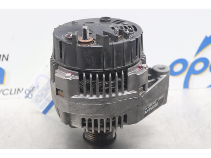 Begagnade Dynamo Mercedes C (W202) 1.8 C-180 16V Pris € 42,00 Marginaltabell erbjuds av Gebr Opdam B.V.
