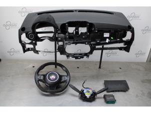 Usagé Kit + module airbag Fiat 500C/595C/695C 1.4 T-Jet 16V 695,595 Competizione,Rivale Prix € 1.150,00 Règlement à la marge proposé par Gebr Opdam B.V.