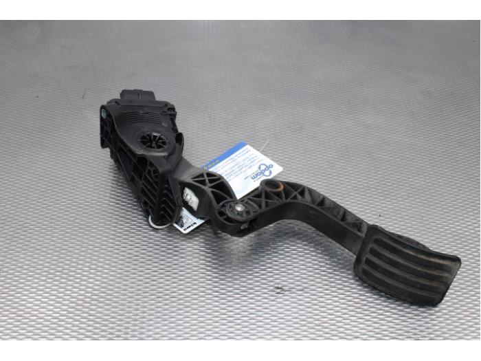 Begagnade Gaspedalsensor Peugeot Expert (G9) 1.6 HDi 90 Pris på förfrågan erbjuds av Gebr Opdam B.V.