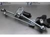 Wiper motor + mechanism from a BMW 4 serie Gran Coupe (F36) 440i 3.0 TwinPower Turbo 24V 2017