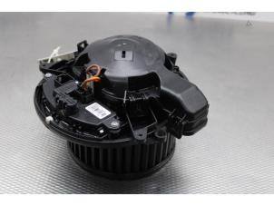 Used Heating and ventilation fan motor BMW 4 serie Gran Coupe (F36) 440i 3.0 TwinPower Turbo 24V Price on request offered by Gebr Opdam B.V.