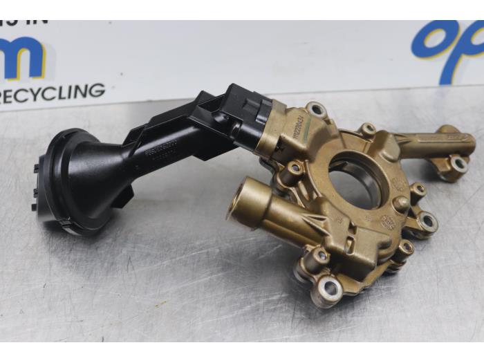 Oil pump from a Fiat 500 2013