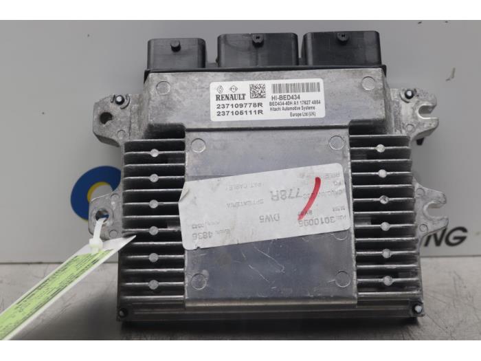 Used Engine management computer Renault Megane IV (RFBB) 1.6 GT Energy TCe 205 EDC Price € 234,00 Margin scheme offered by Gebr Opdam B.V.