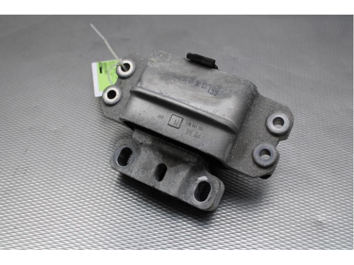 Usagé Support boîte de vitesses Volkswagen Caddy IV 2.0 TDI 75 Prix € 13,00 Règlement à la marge proposé par Gebr Opdam B.V.