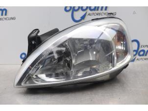 Used Headlight, left Opel Combo (Corsa C) 1.3 CDTI 16V Price € 40,00 Margin scheme offered by Gebr Opdam B.V.