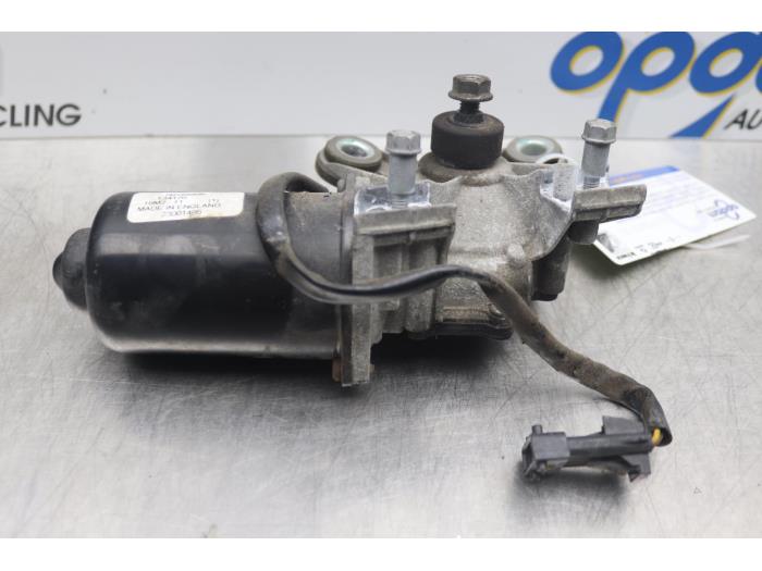 Front wiper motor from a Opel Signum (F48) 2.2 DGI 16V 2003