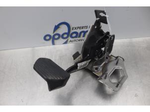 Used Brake pedal Peugeot 208 I (CA/CC/CK/CL) 1.2 Vti 12V PureTech 82 Price on request offered by Gebr Opdam B.V.