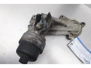 Used Oil filter housing Citroen Xsara Picasso (CH) 1.6i 16V Price on request offered by Gebr Opdam B.V.
