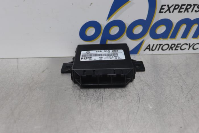 Begagnade PDC-modul Seat Altea (5P1) 2.0 FSI 16V Pris € 42,00 Marginaltabell erbjuds av Gebr Opdam B.V.