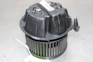 Usagé Moteur de ventilation chauffage Nissan Micra (K12) 1.2 16V Prix € 30,00 Règlement à la marge proposé par Gebr Opdam B.V.