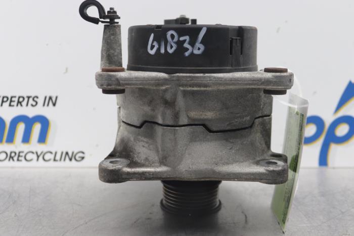 Begagnade Dynamo Audi A3 (8L1) 1.8 20V Pris € 42,00 Marginaltabell erbjuds av Gebr Opdam B.V.