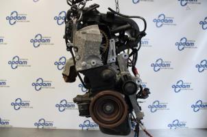 Używane Silnik Renault Twingo II (CN) 1.2 16V Cena € 400,00 Procedura marży oferowane przez Gebr Opdam B.V.