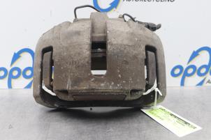 Used Front brake calliper, right Volkswagen Phaeton (3D) Price € 70,00 Margin scheme offered by Gebr Opdam B.V.