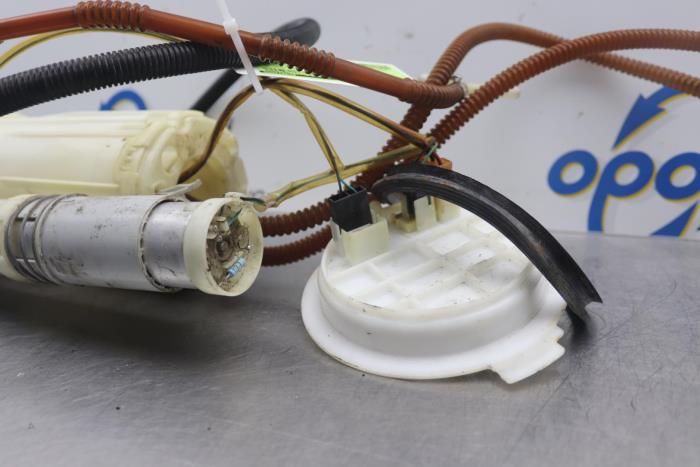 Gebrauchte Benzinpumpe Volkswagen Phaeton (3D) Preis € 85,00 Margenregelung angeboten von Gebr Opdam B.V.