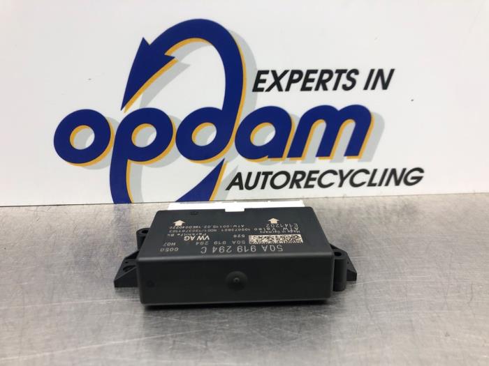 Begagnade PDC-modul Volkswagen Golf VII (AUA) 2.0 GTI 16V Performance Package Pris € 64,00 Marginaltabell erbjuds av Gebr Opdam B.V.