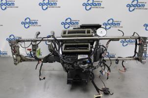 Usagé Bloc chauffage Ford Focus 3 Wagon 1.0 Ti-VCT EcoBoost 12V 125 Prix € 200,00 Règlement à la marge proposé par Gebr Opdam B.V.