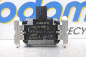 Usados Sensor de lluvia Ford S-Max (GBW) 2.0 TDCi 16V 140 Precio € 35,00 Norma de margen ofrecido por Gebr Opdam B.V.