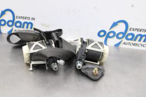 Usagé Kit ceinture de sécurité avant Renault Clio III (BR/CR) 1.6 16V Prix € 80,00 Règlement à la marge proposé par Gebr Opdam B.V.