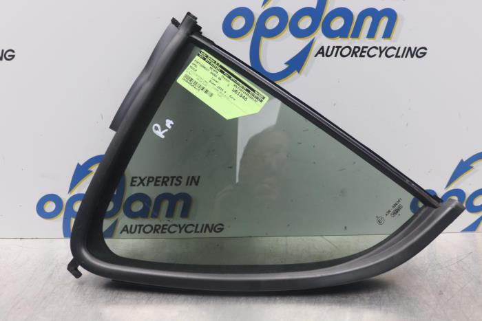 Usados Ventanilla triangular derecha detrás Opel Agila (B) 1.2 16V Precio € 21,00 Norma de margen ofrecido por Gebr Opdam B.V.