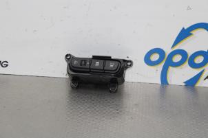 Used AIH headlight switch Kia Picanto (JA) 1.0 12V Price € 50,00 Margin scheme offered by Gebr Opdam B.V.