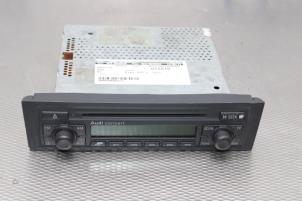 Gebrauchte Radio CD Spieler Audi A3 (8P1) 1.9 TDI Preis auf Anfrage angeboten von Gebr Opdam B.V.
