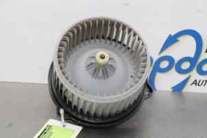 Usados Motor de ventilador de calefactor Lexus RX (L2) 400h V6 24V VVT-i 4x4 Precio de solicitud ofrecido por Gebr Opdam B.V.