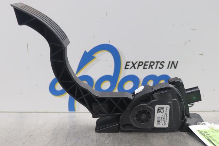 Begagnade Gaspedalsensor Ford Focus 3 Wagon 1.0 Ti-VCT EcoBoost 12V 125 Pris på förfrågan erbjuds av Gebr Opdam B.V.