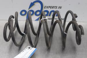 Usagé Ressort de flexion arrière Opel Agila (B) 1.2 16V Prix sur demande proposé par Gebr Opdam B.V.