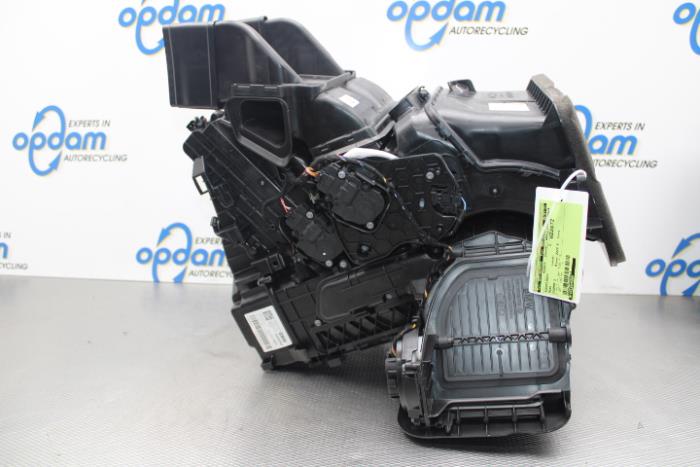 Begagnade Värmarhus Mini Mini (F55) 1.5 12V Cooper Pris € 128,00 Marginaltabell erbjuds av Gebr Opdam B.V.