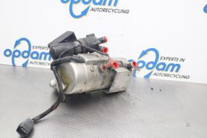 Used Heating element Volvo XC90 I 2.9 T6 24V Price on request offered by Gebr Opdam B.V.